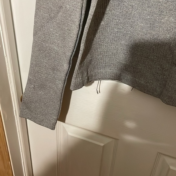 Fact workout long sleeve top. A2 - Picture 2 of 7